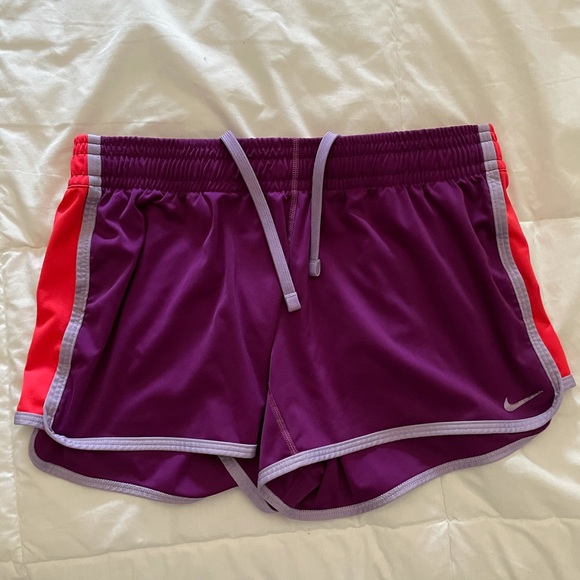 Nike Running Short - Picture 2 of 5